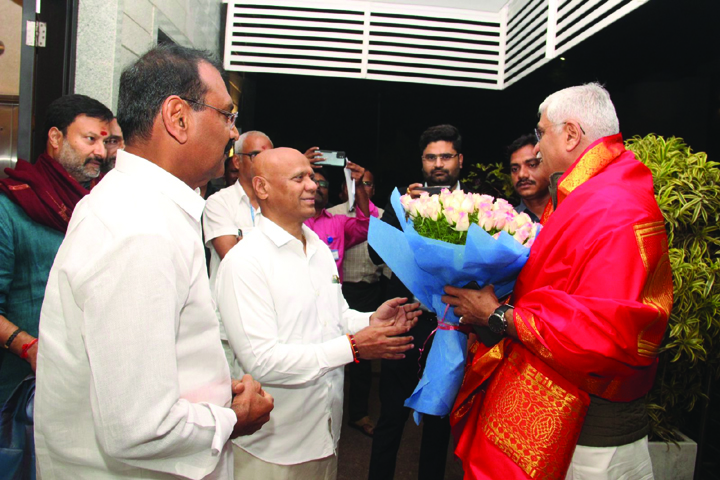 తిరుమల చేరుకున్న కేంద్ర మంత్రి