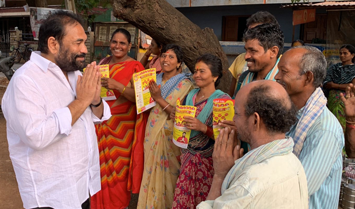 సమస్యలు తెలుసుకుంటున్న ఎంఎల్‌ఎ శ్రీధర్‌రెడ్డి